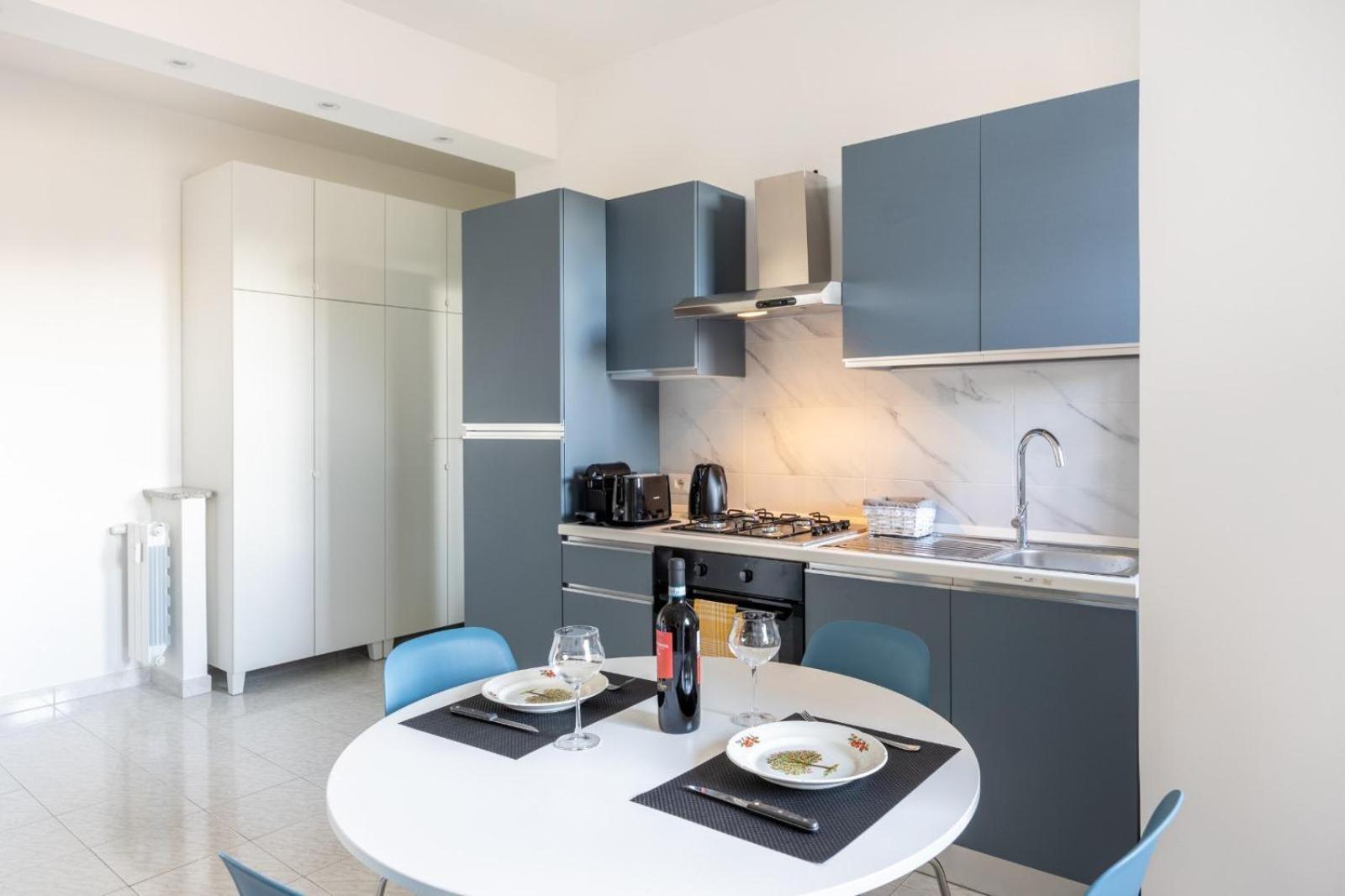 Dreams Little Apartment - M5 Station - Near Center Milaan Buitenkant foto
